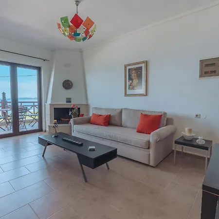 Sara 2 Amazing Sea View Maisonette,