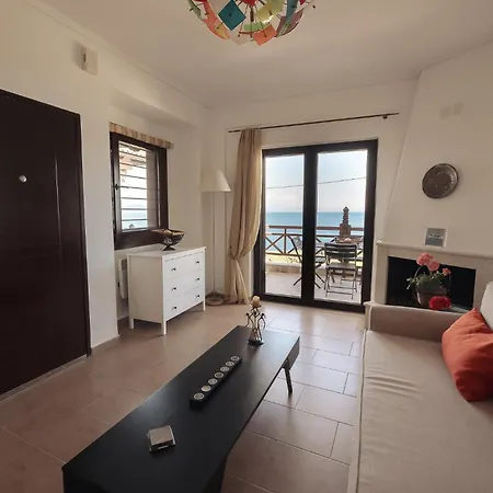 Sara 2 Amazing Sea View Maisonette, בית נופש