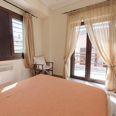 Sara 2 Amazing Sea View Maisonette, בית נופש *