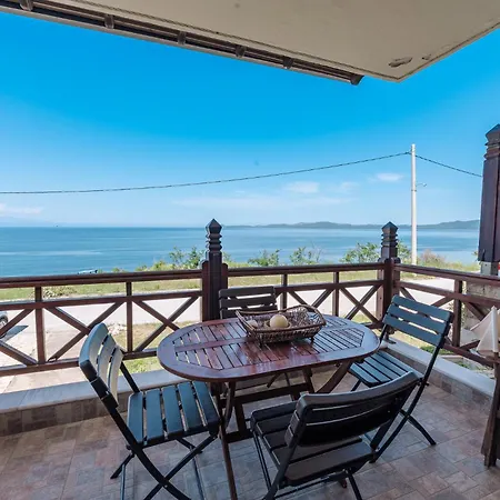 Sara 2 Amazing Sea View Maisonette, *