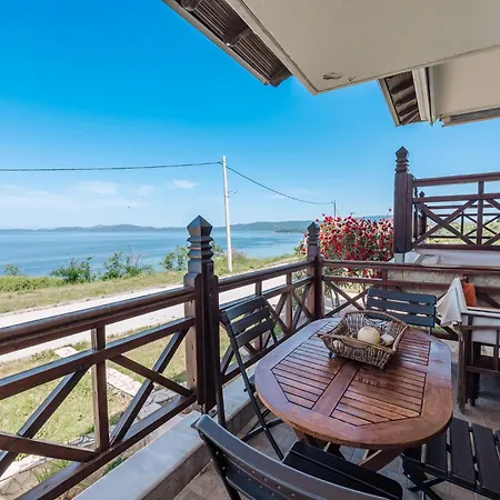 Sara 2 Amazing Sea View Maisonette, *