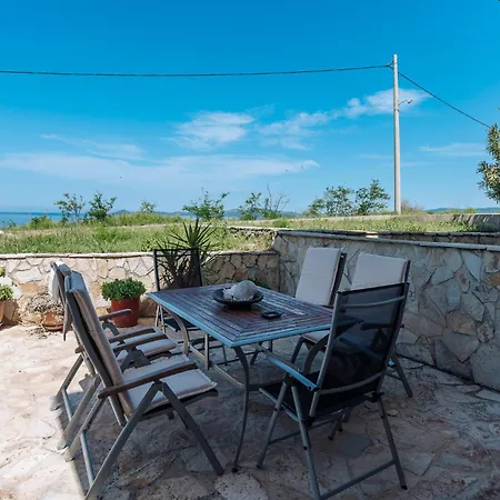 別荘 Sara 2 Amazing Sea View Maisonette, イエリソス